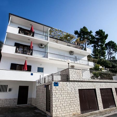 Apartments Verica - 15 M From Beach 크릴로 외부 사진