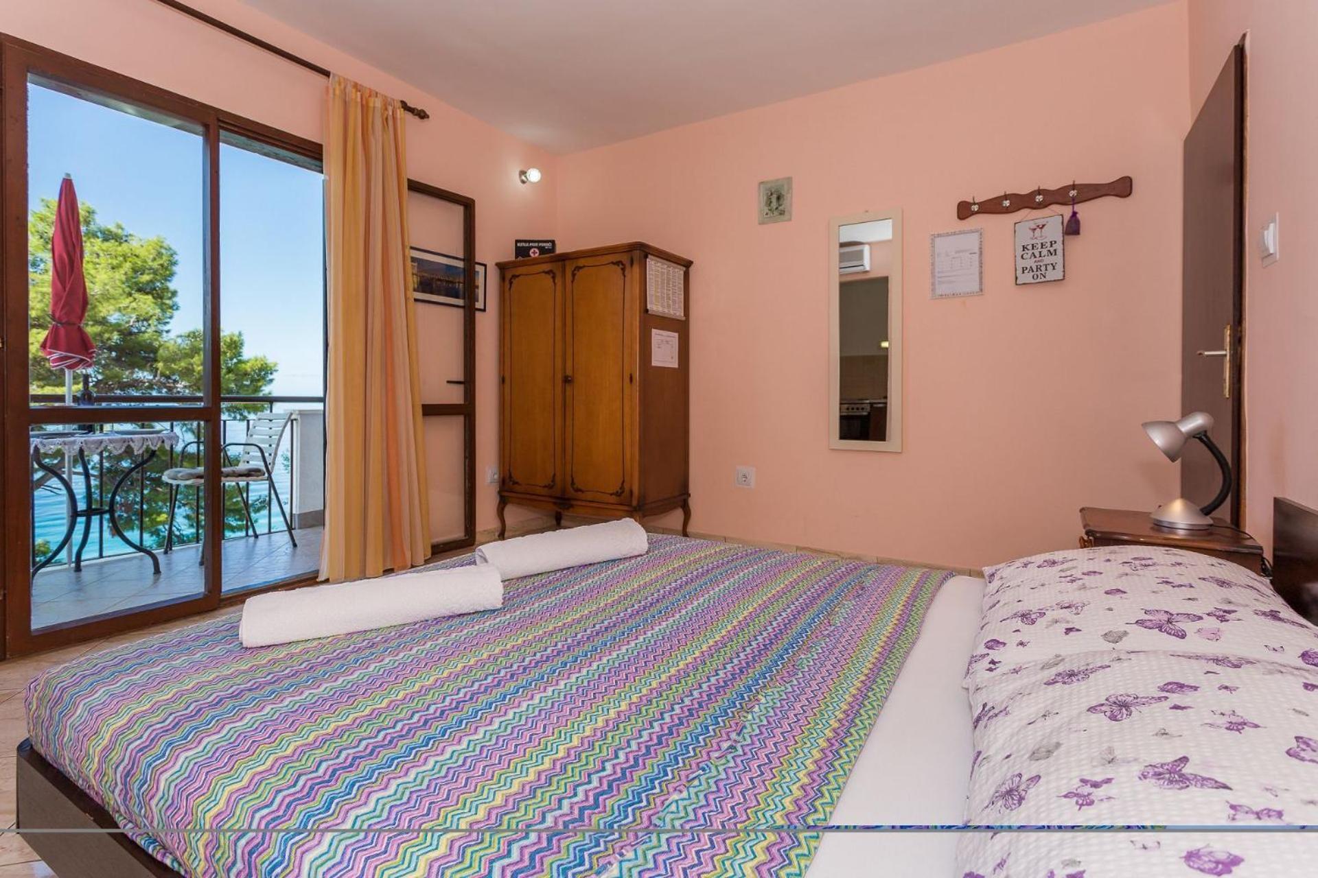 Apartments Verica - 15 M From Beach 크릴로 외부 사진