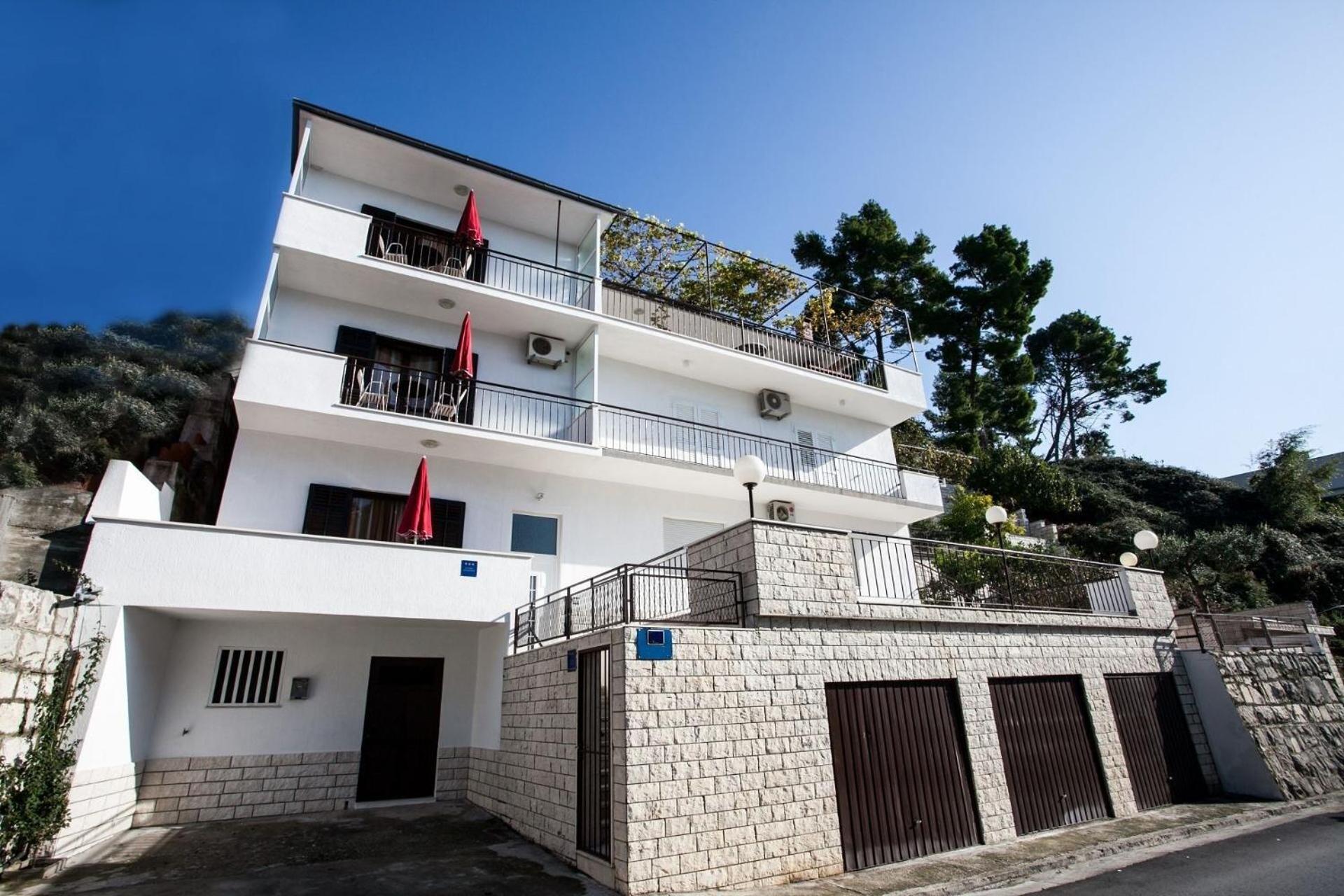 Apartments Verica - 15 M From Beach 크릴로 외부 사진